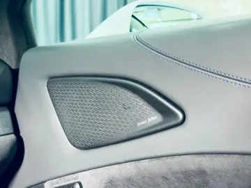 MASERATI MC20 NOVITEC Bianco Audace Lift Carbon Keramik
