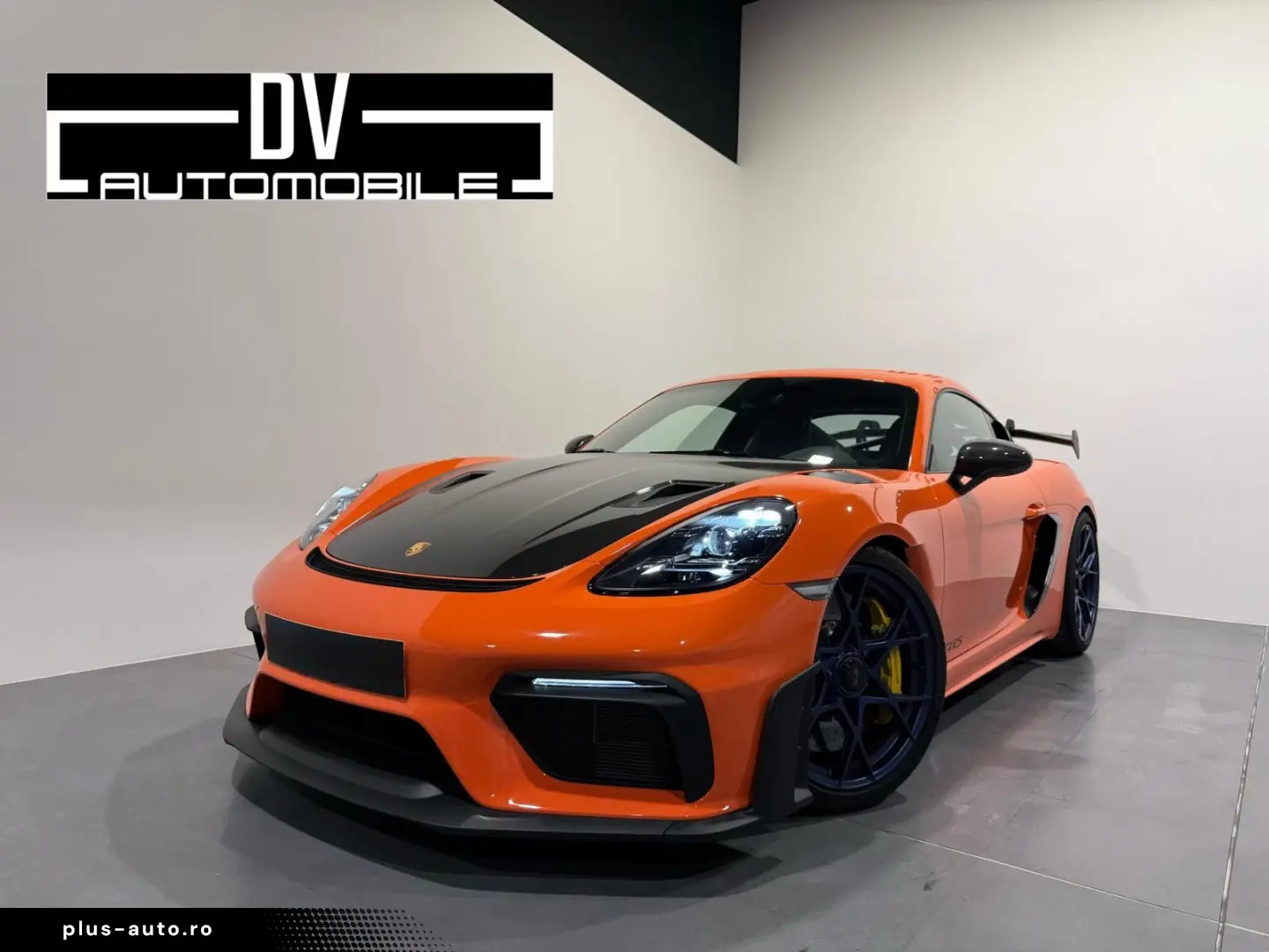 PORSCHE Cayman 718 GT4 RS
