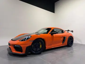 PORSCHE Cayman 718 GT4 RS