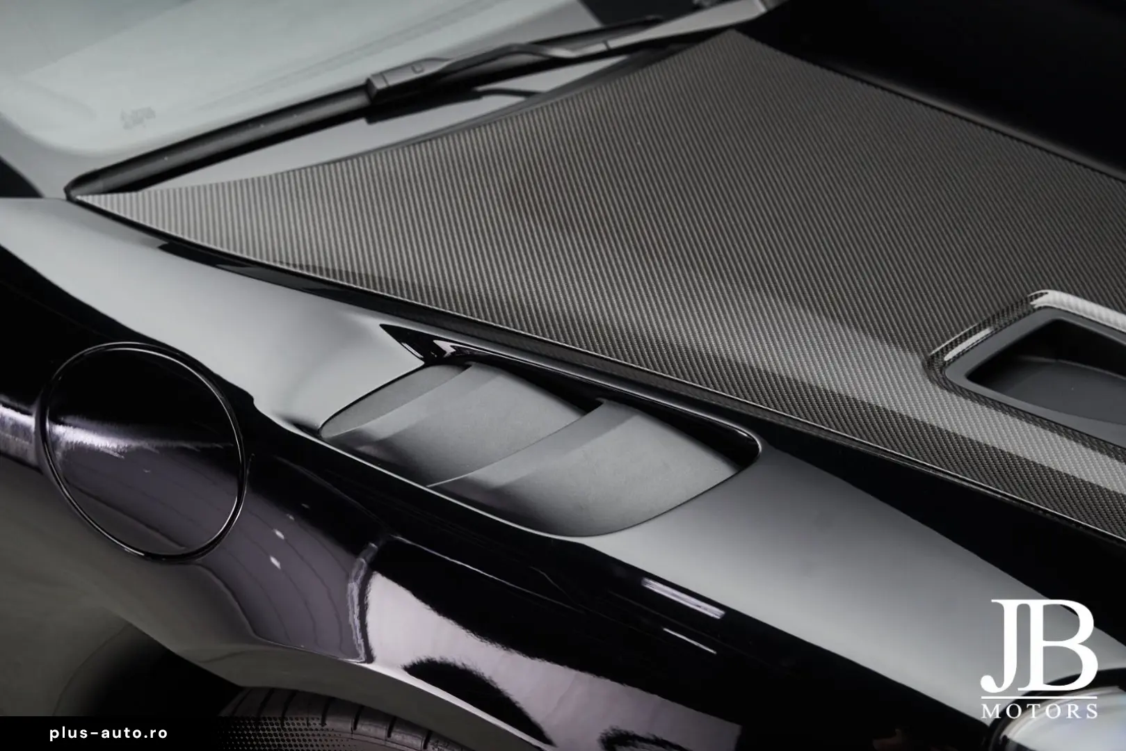 PORSCHE Cayman GT4RS Weissach BOSE Lift Carbon Clubsport