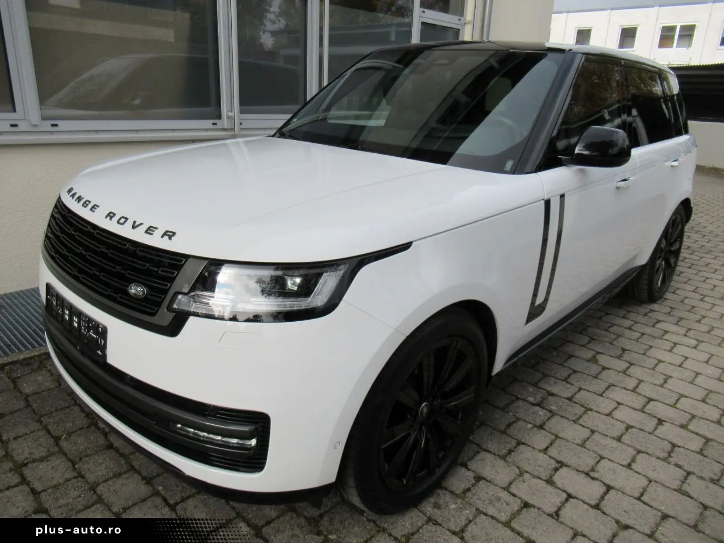LAND ROVER NEW P460e AUTOBIOGRAPHY BLACK SV BESPOKE eAHK 22