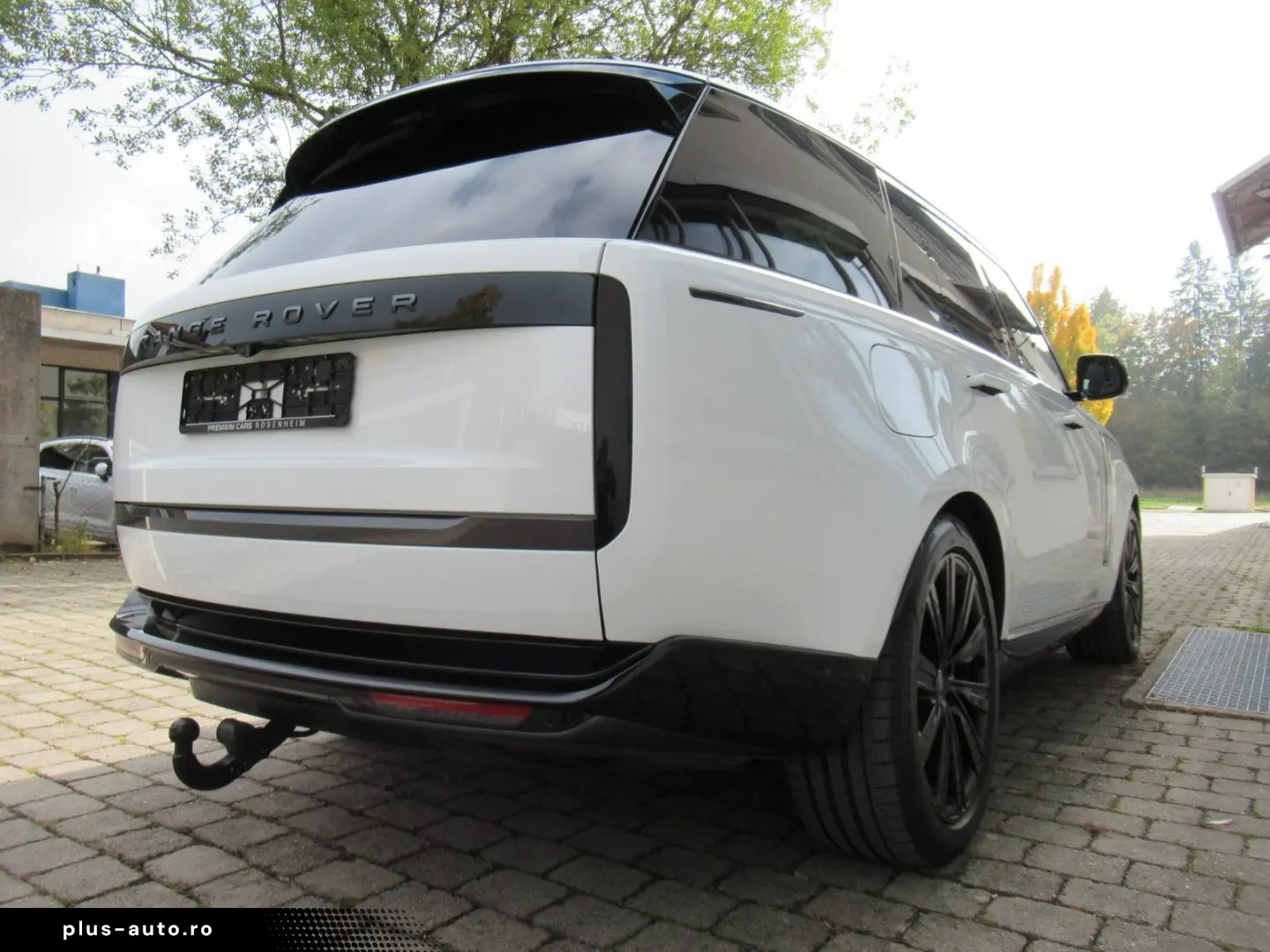LAND ROVER NEW P460e AUTOBIOGRAPHY BLACK SV BESPOKE eAHK 22