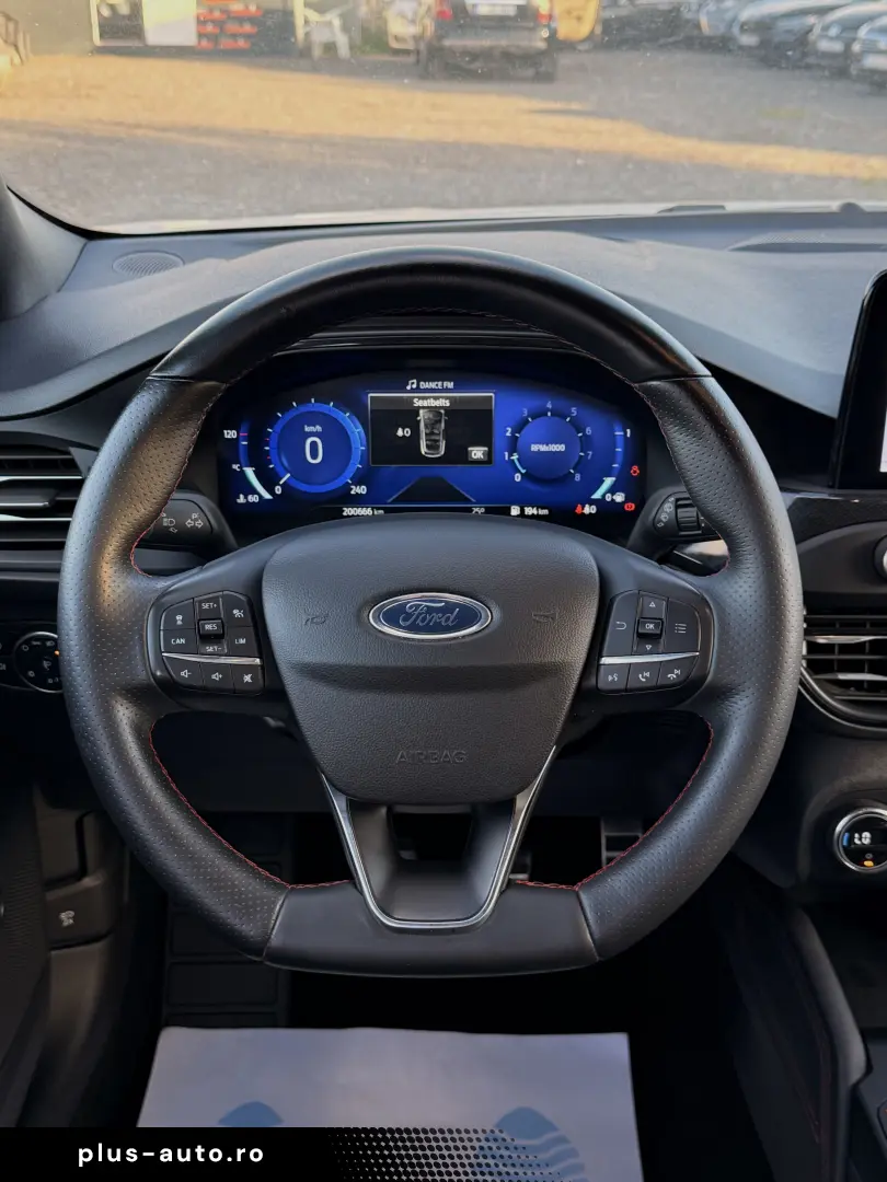 Ford Focus 1.0 EcoBoost MHEV ST-Line