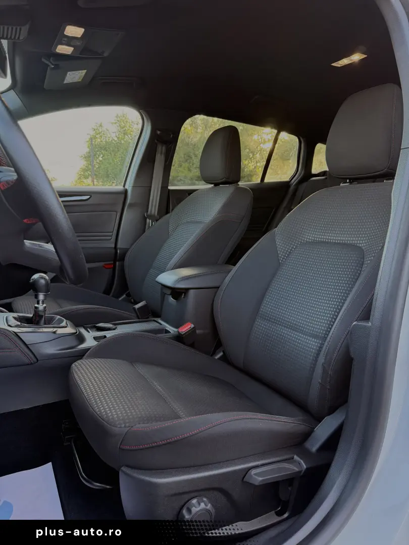 Ford Focus 1.0 EcoBoost MHEV ST-Line