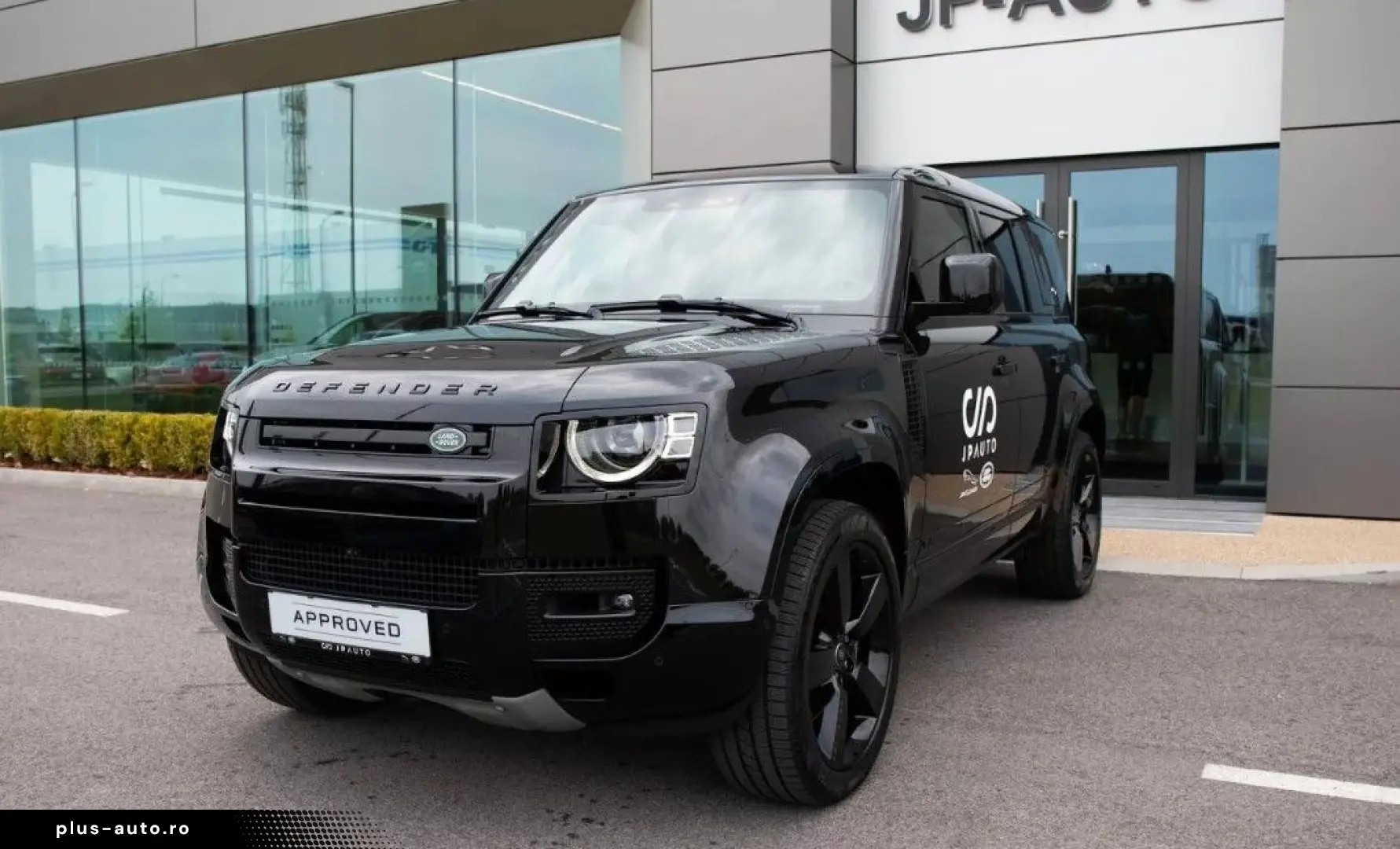 LAND ROVER Defender 110 V8