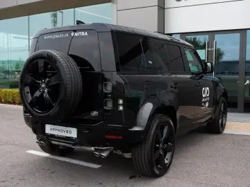 LAND ROVER Defender 110 V8