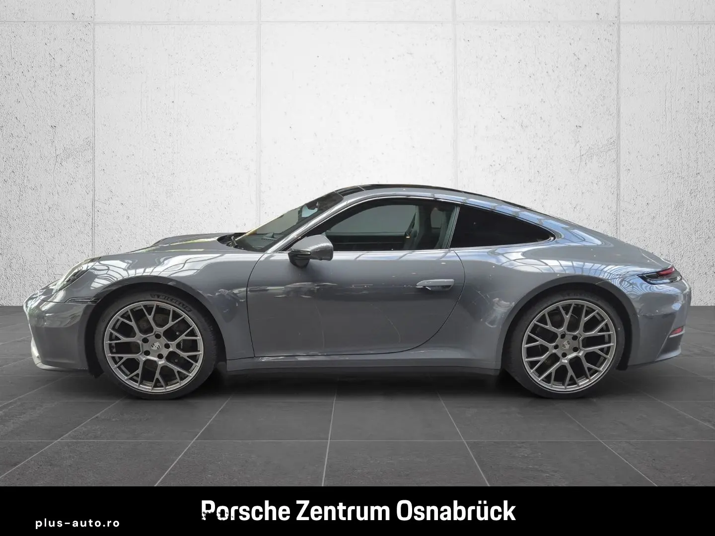 PORSCHE 992 -2 (911) Carrera Schiebedach Sportaga BOSE M