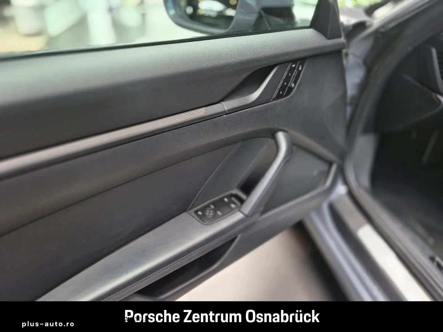 PORSCHE 992 -2 (911) Carrera Schiebedach Sportaga BOSE M