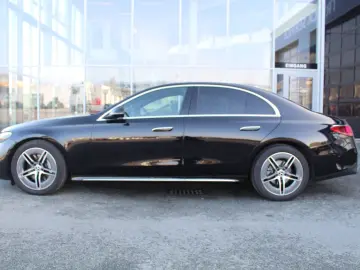 MERCEDES-BENZ E 200 AMG  LED KAMERA NAVI DISTRONIC TOTWINKEL