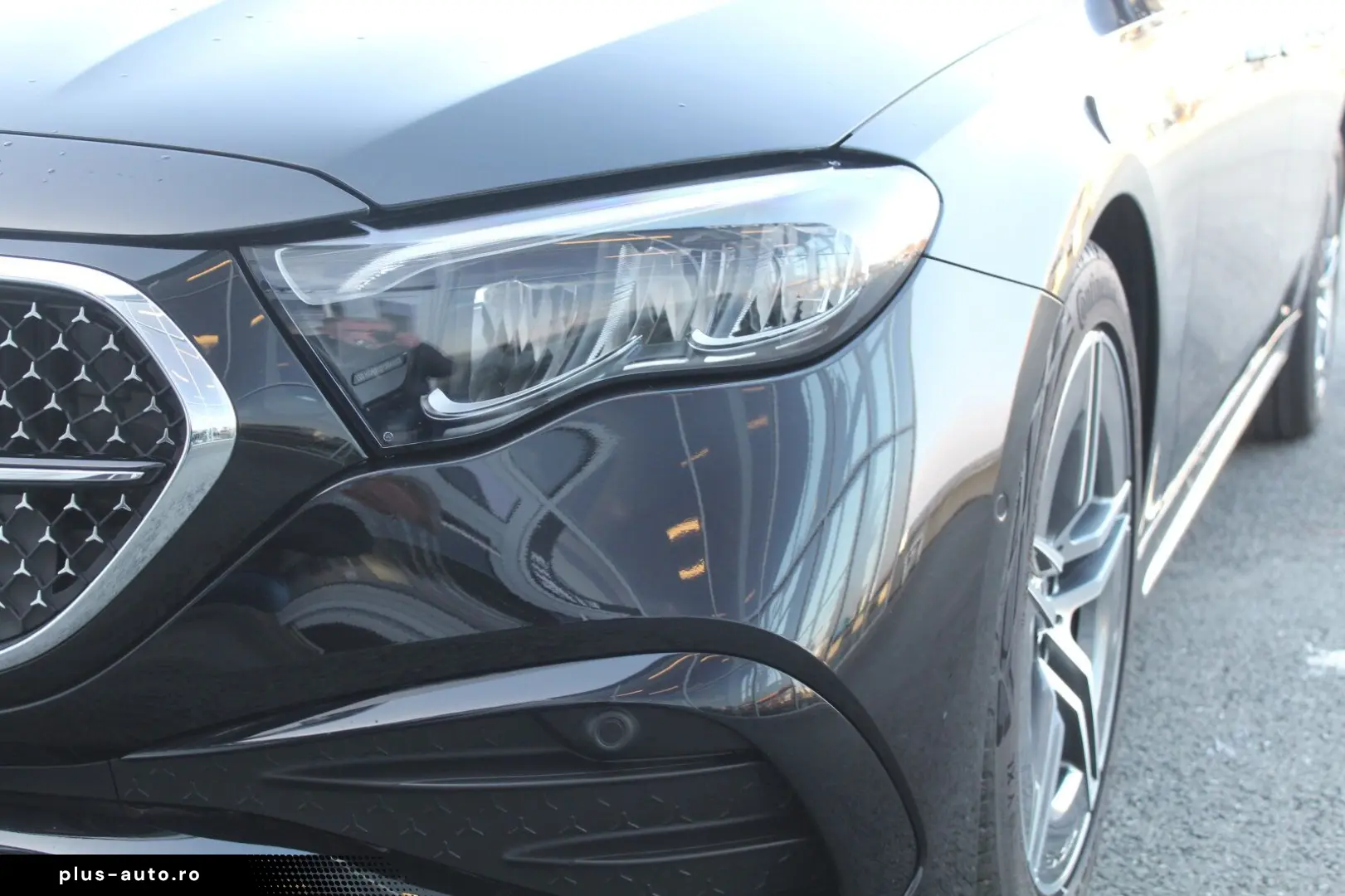 MERCEDES-BENZ E 200 AMG  LED KAMERA NAVI DISTRONIC TOTWINKEL