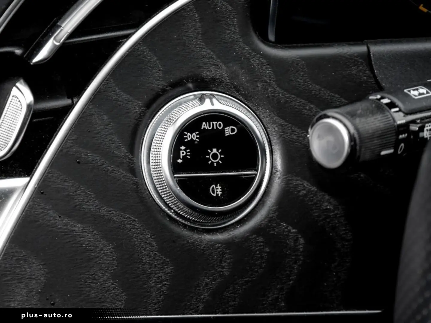 MERCEDES-BENZ E 200 AMG-Sport DIGITAL 360 Shz-Fond M&hellip;