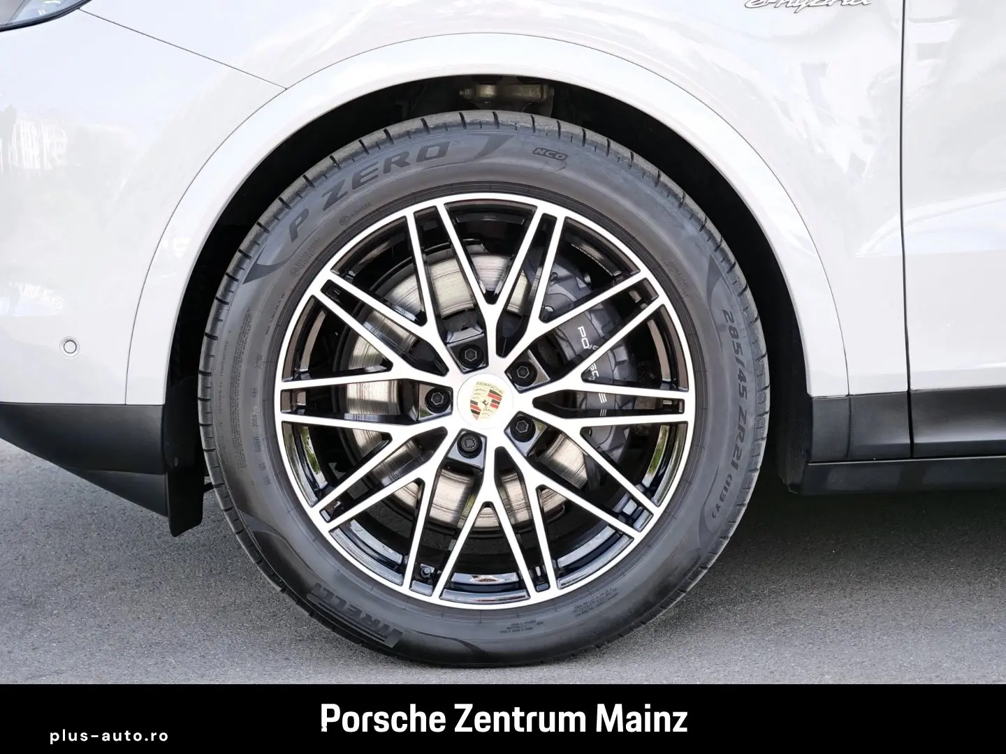 PORSCHE Cayenne E-Hybrid Coupe InnoDrive Head-Up BOSE