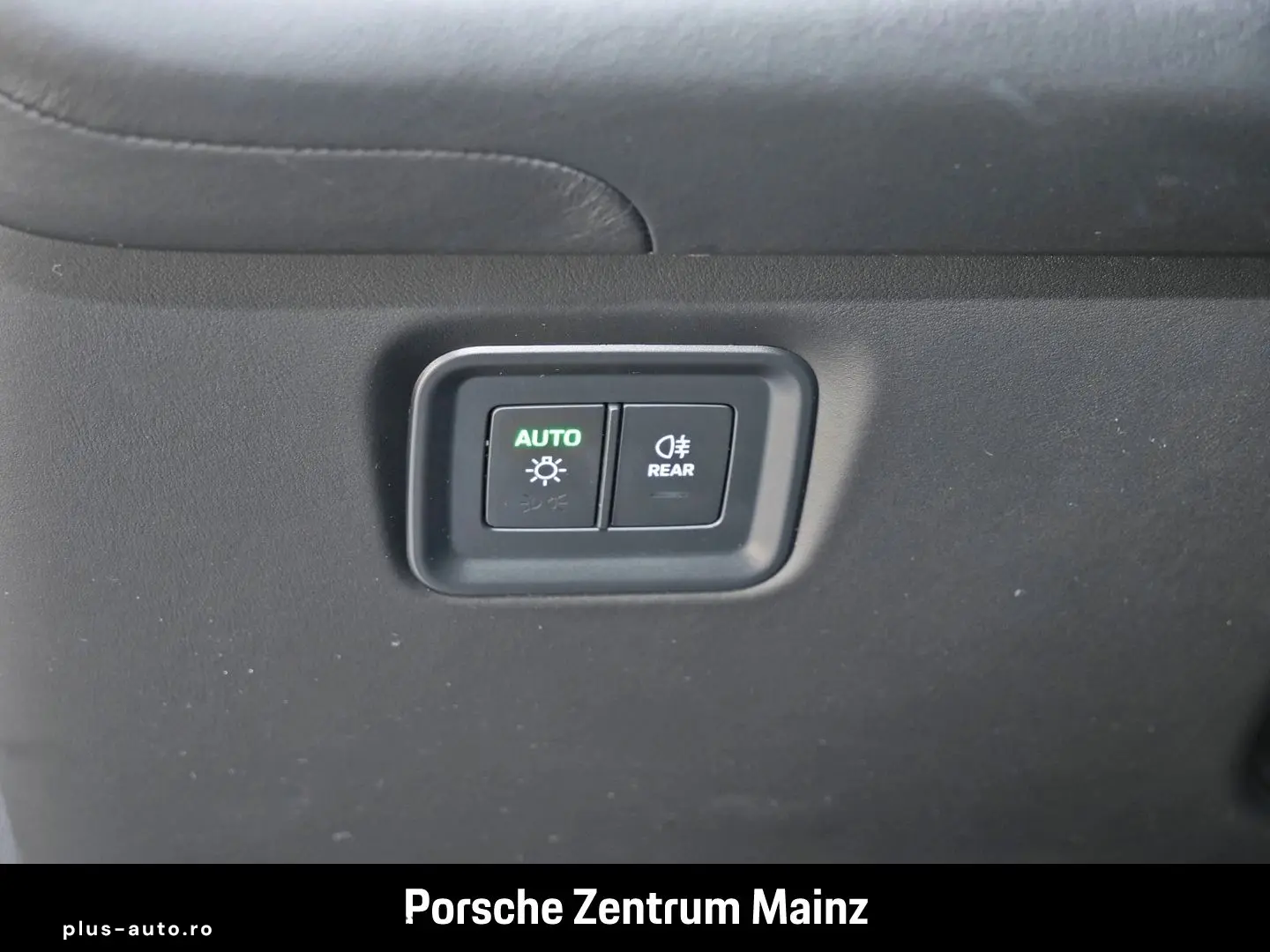 PORSCHE Cayenne E-Hybrid Coupe InnoDrive Head-Up BOSE
