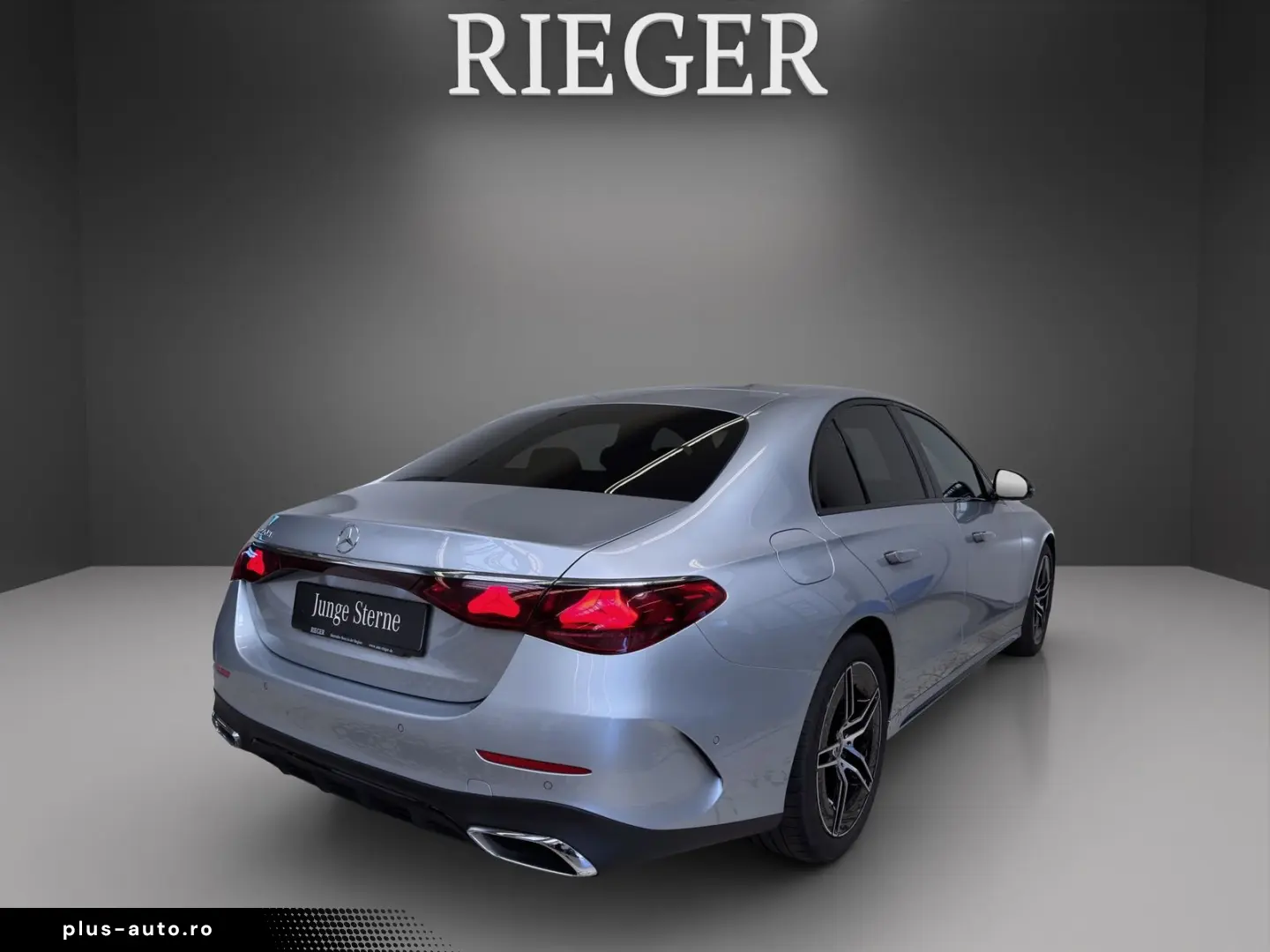 MERCEDES-BENZ E 220 d AMG Line Adv. Superscreen 360 &hellip;