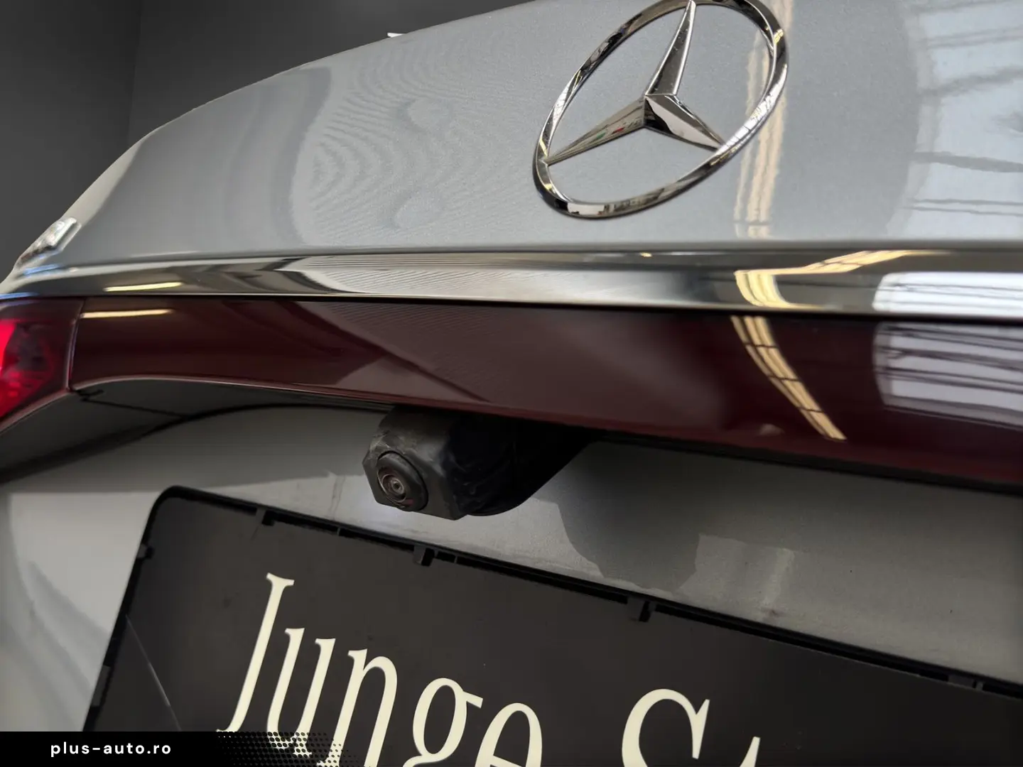 MERCEDES-BENZ E 220 d AMG Line Adv. Superscreen 360 &hellip;