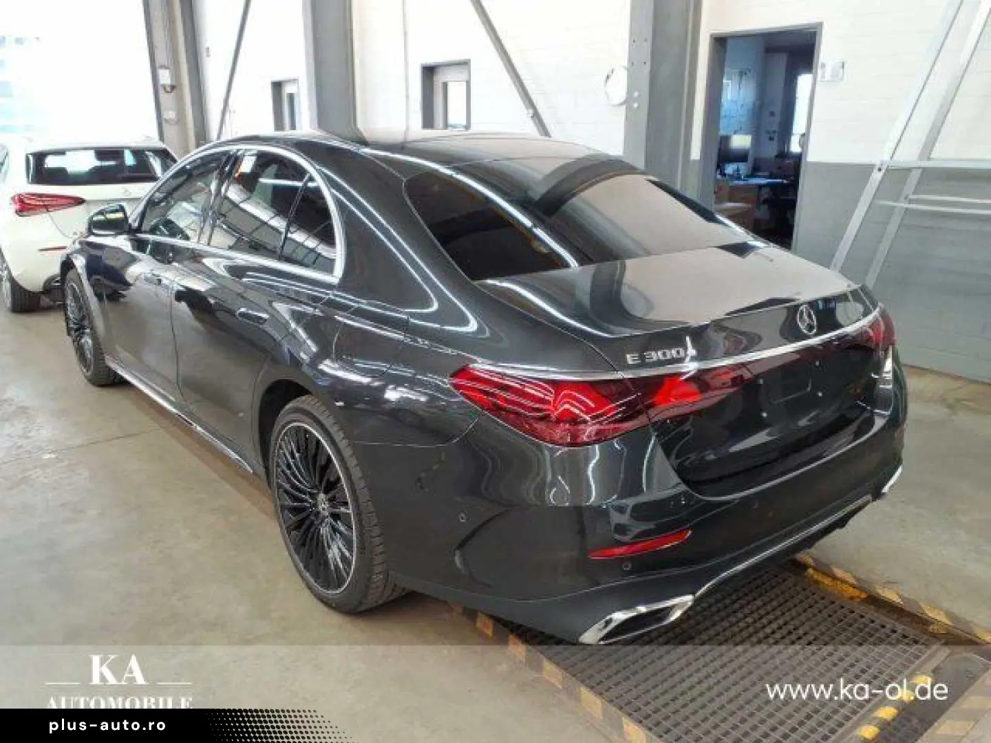 MERCEDES-BENZ E 300 e AMG Line Advanced Plus Digital&hellip;