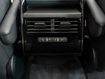 LAND ROVER Range Rover Sport 3.0 I6 D250 mHEV AWD A T