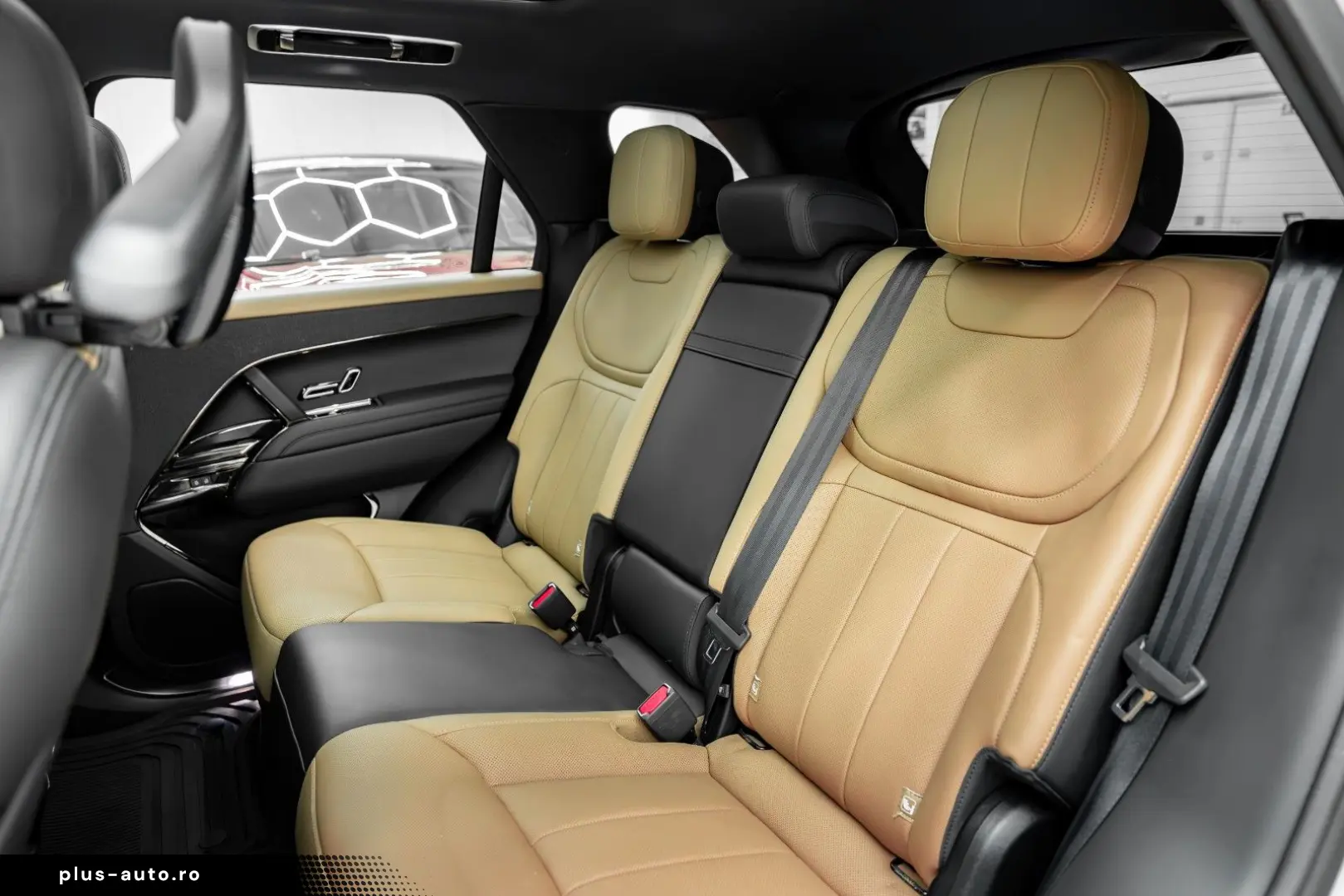 LAND ROVER Range Rover Sport 3.0 I6 D300 MHEV AWD A T