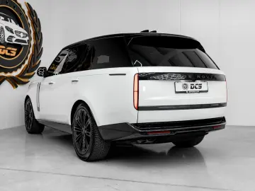 LAND ROVER Range Rover Autobiography 4.4i V8 P530