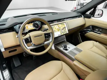 LAND ROVER Range Rover Autobiography 4.4i V8 P530