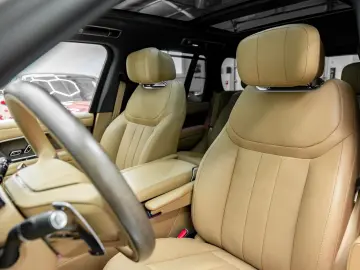 LAND ROVER Range Rover Autobiography 4.4i V8 P530