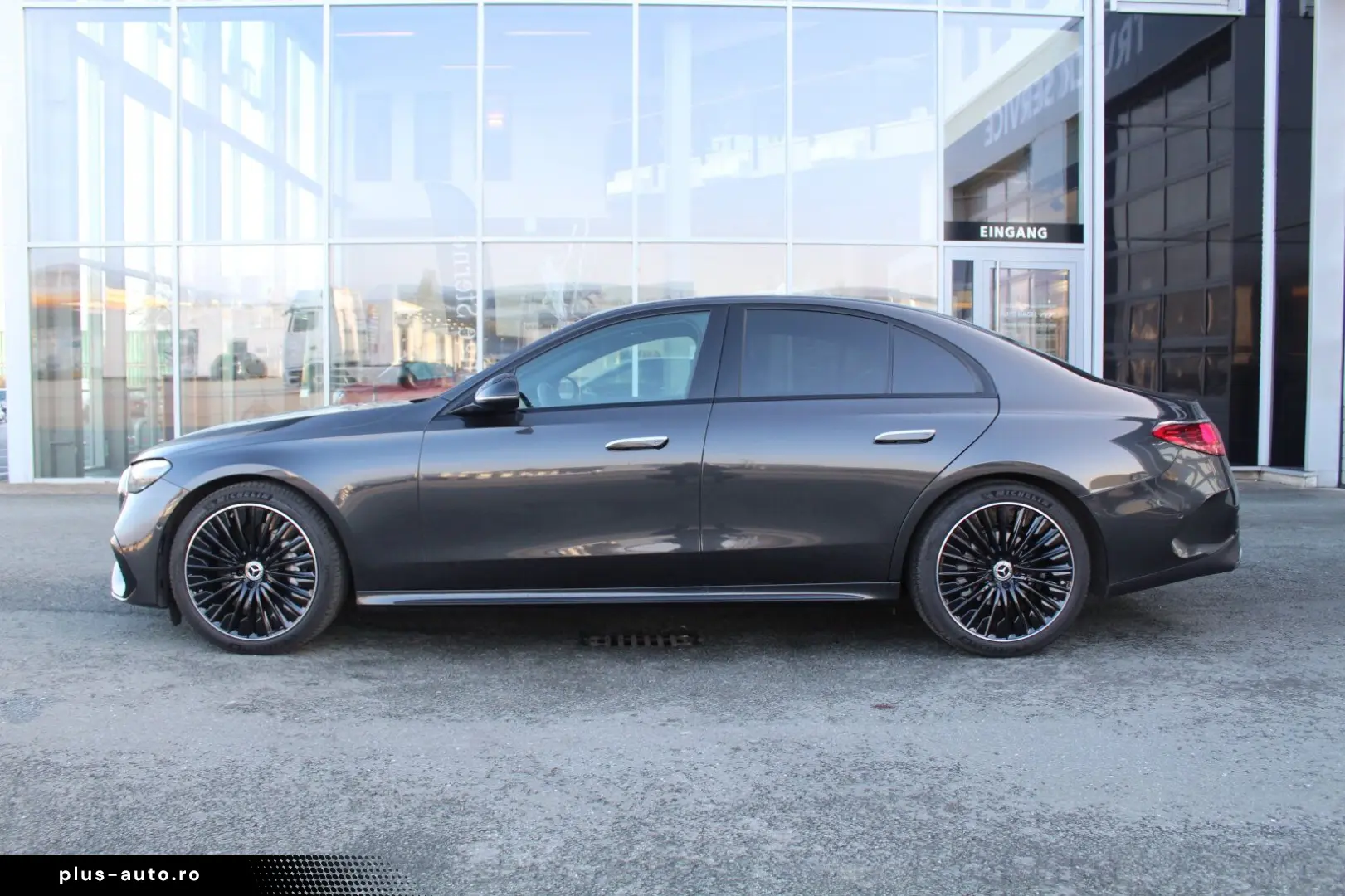 MERCEDES-BENZ E 220 d AMG NIGHT BURMESTER LED KAMERA NAVI 20