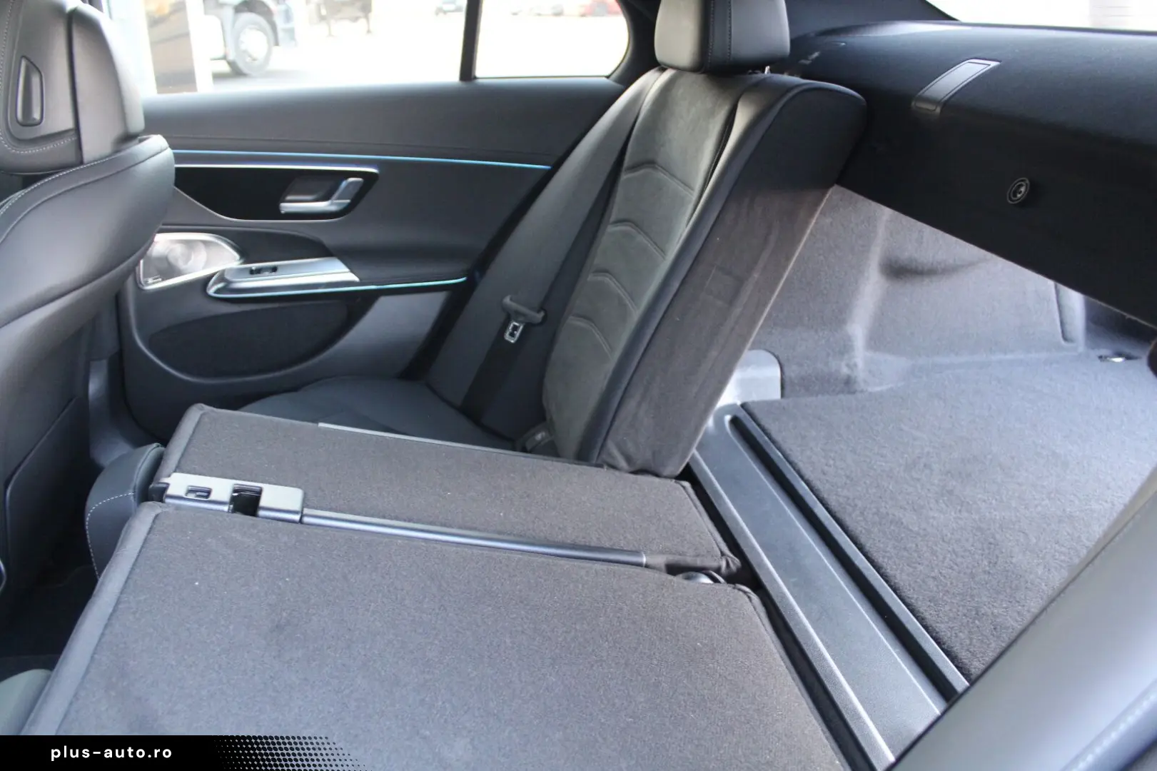 MERCEDES-BENZ E 220 d AMG NIGHT BURMESTER LED KAMERA NAVI 20