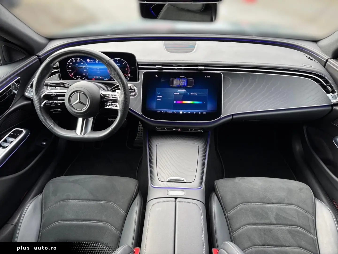 MERCEDES-BENZ E 220 d AMG Night AHK Distronic Sitzkomfort-P