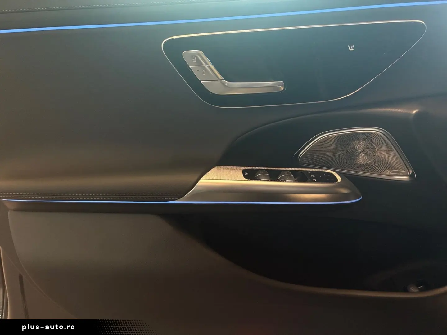 MERCEDES-BENZ E 200 AMG Night  LED DISTR AMBIE BURM®&hellip;