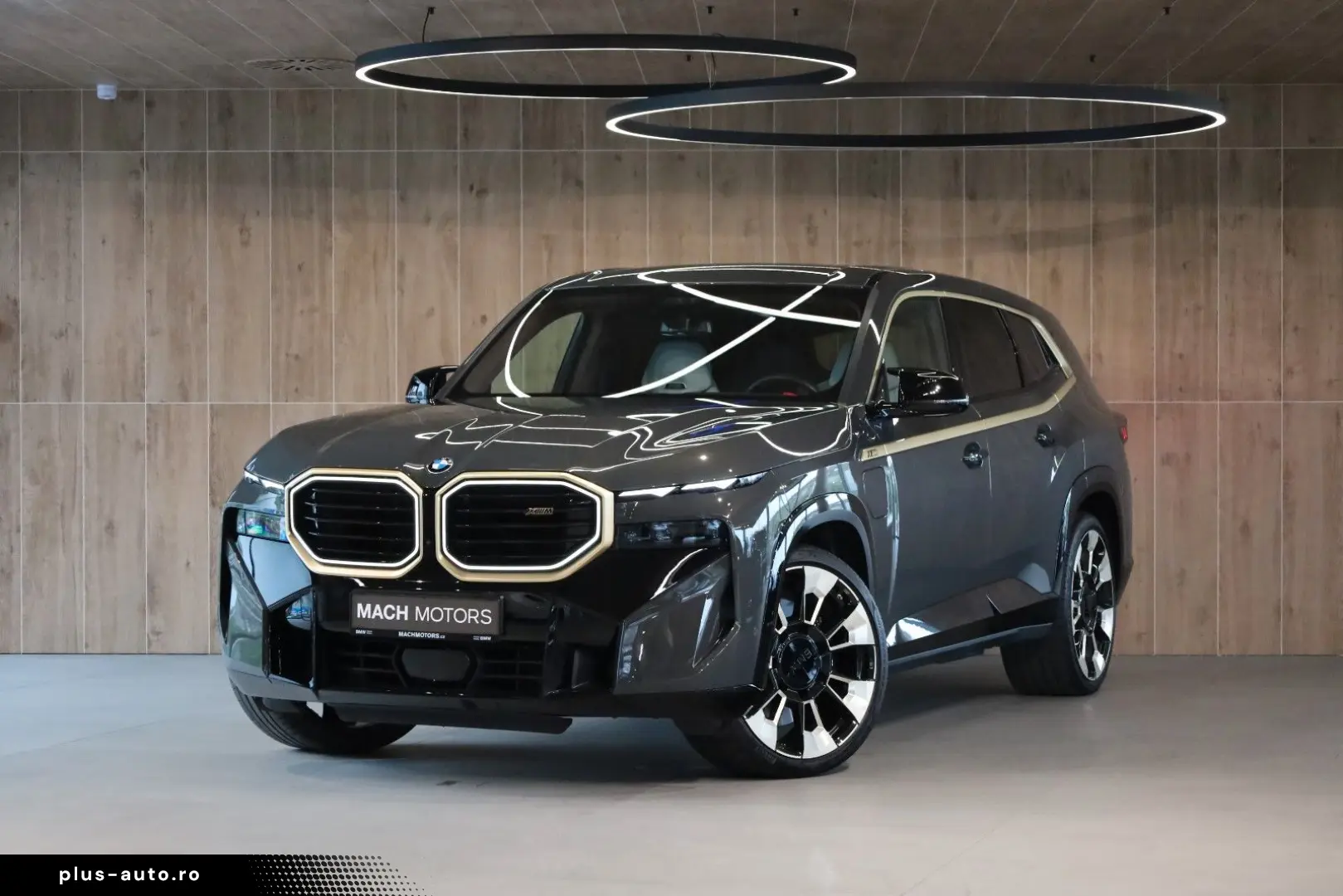 BMW XM 2024