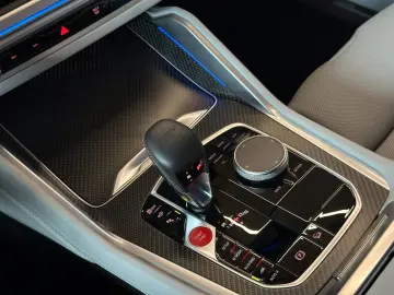 BMW XM  Massage Belüftung Bowers & Wilkins