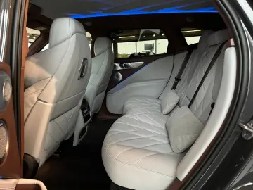 BMW XM  Massage Belüftung Bowers & Wilkins