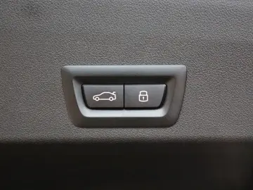 BMW XM  Massage Belüftung Bowers & Wilkins