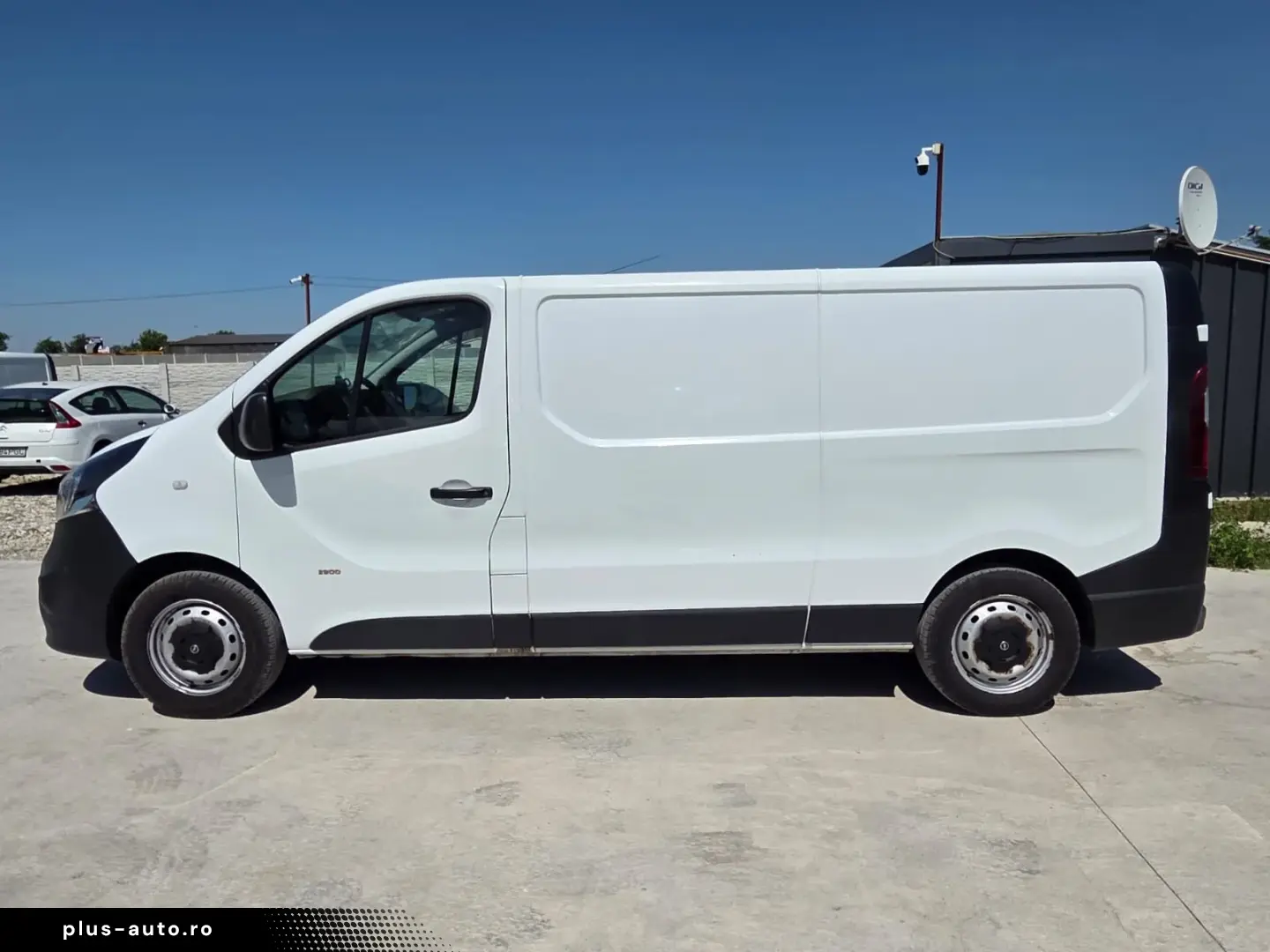 OPEL VIVARO L2H1