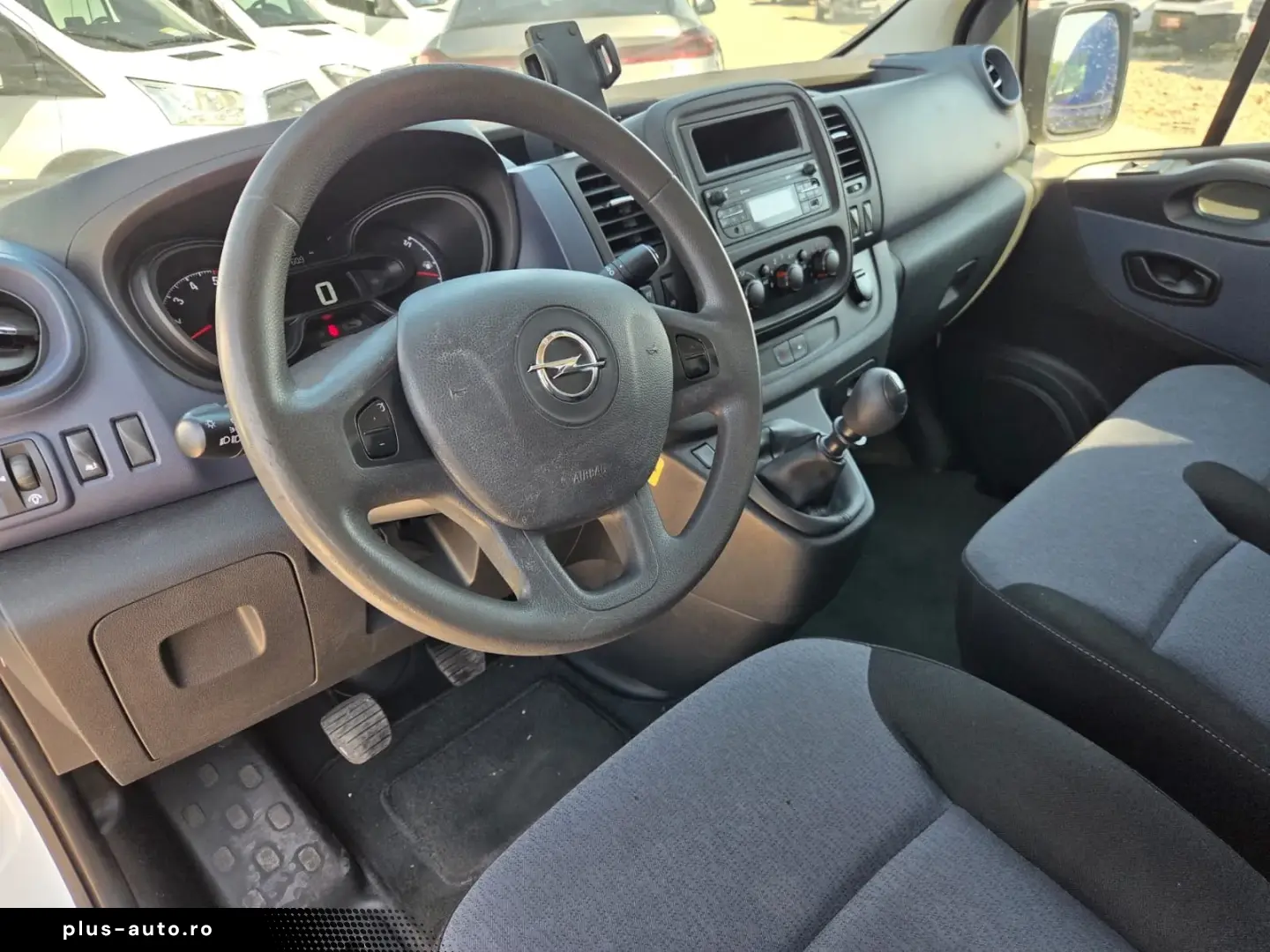 OPEL VIVARO L2H1