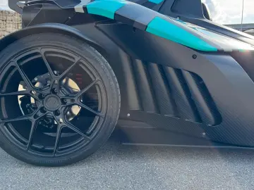 KTM X-BOW R   neuwertig   400PS   Viel Ausstattung