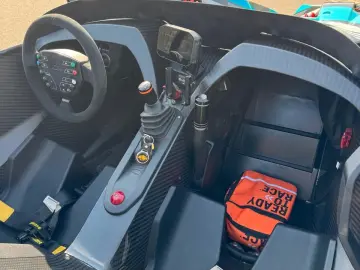 KTM X-BOW R   neuwertig   400PS   Viel Ausstattung
