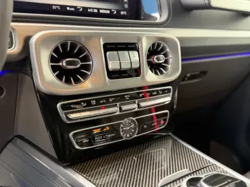 MERCEDES-BENZ Mercedes-AMG G 63 4x4²MANUFAKTUR GRAU …