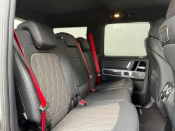 MERCEDES-BENZ Mercedes-AMG G 63 4x4²MANUFAKTUR GRAU …