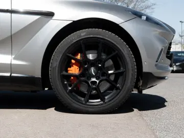 ASTON MARTIN DBX550   Aluminite Silver   Sport Exhau…