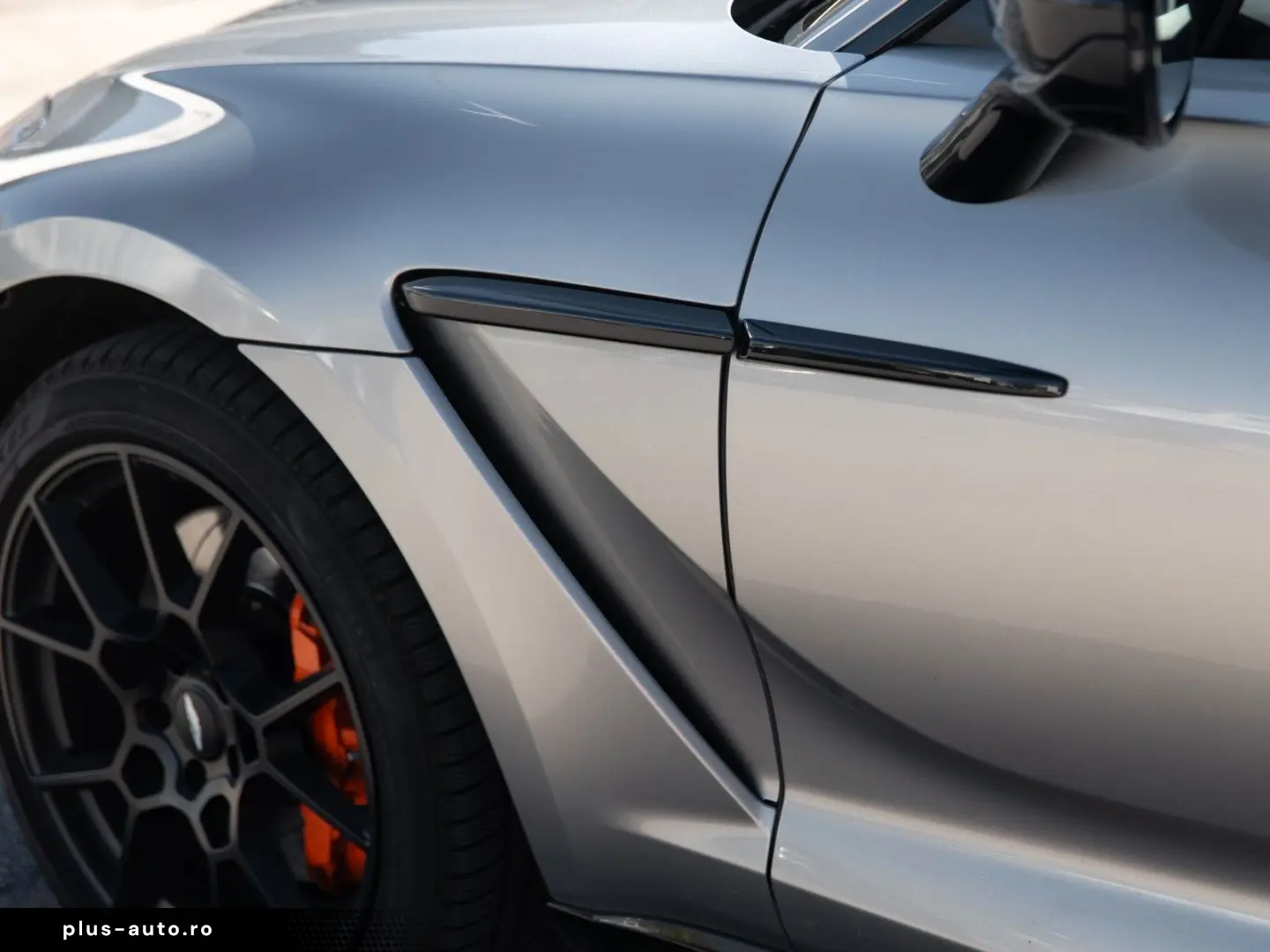 ASTON MARTIN DBX550   Aluminite Silver   Sport Exhau&hellip;
