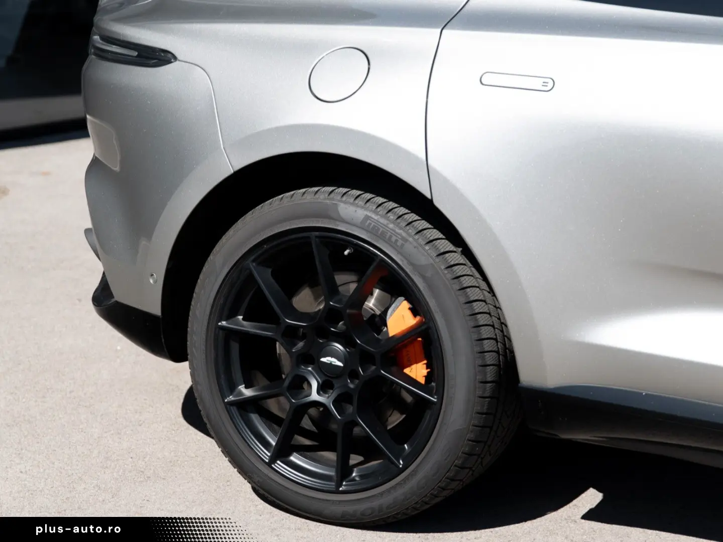 ASTON MARTIN DBX550   Aluminite Silver   Sport Exhau&hellip;