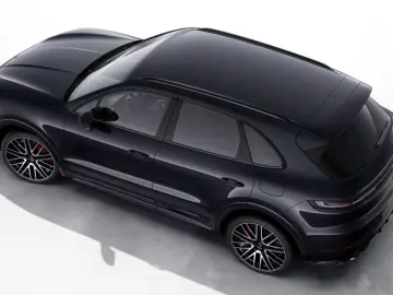 PORSCHE Cayenne Turbo E-Hybrid   HA-Lenkung   HD-Matrix