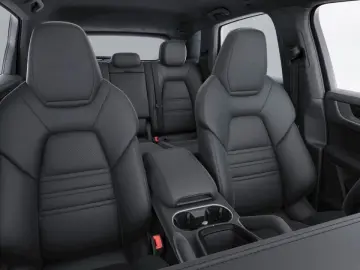 PORSCHE Cayenne Turbo E-Hybrid   HA-Lenkung   HD-Matrix