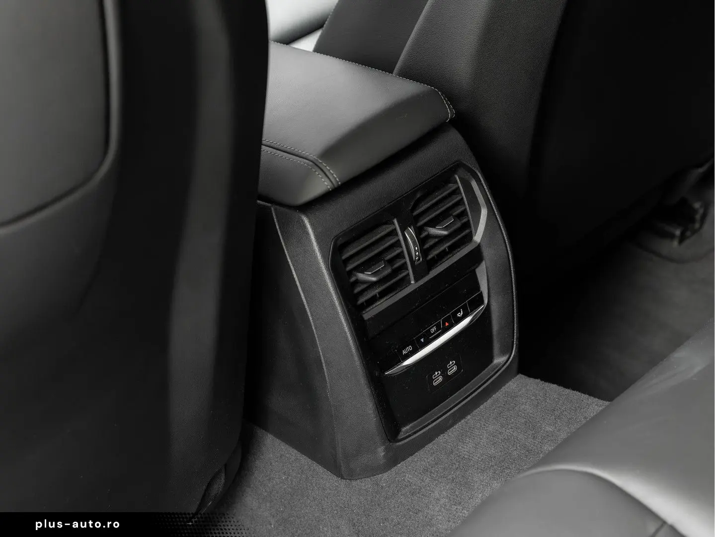 BMW M3 3-serie Touring xDrive - Carbon Brakes - Stoe