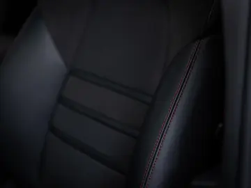 PORSCHE Cayenne Coupe GTS SportDesign MATRIX ACC PANO
