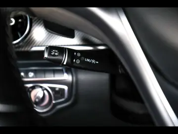 MERCEDES-BENZ V 300 d 4MATIC EXTRALANG AMG-LINE MH V…