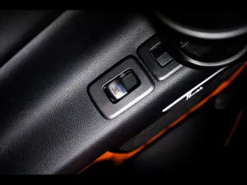 MERCEDES-BENZ V 300 d 4MATIC EXTRALANG AMG-LINE MH V…
