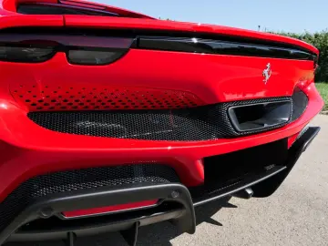 FERRARI 296 GTB -