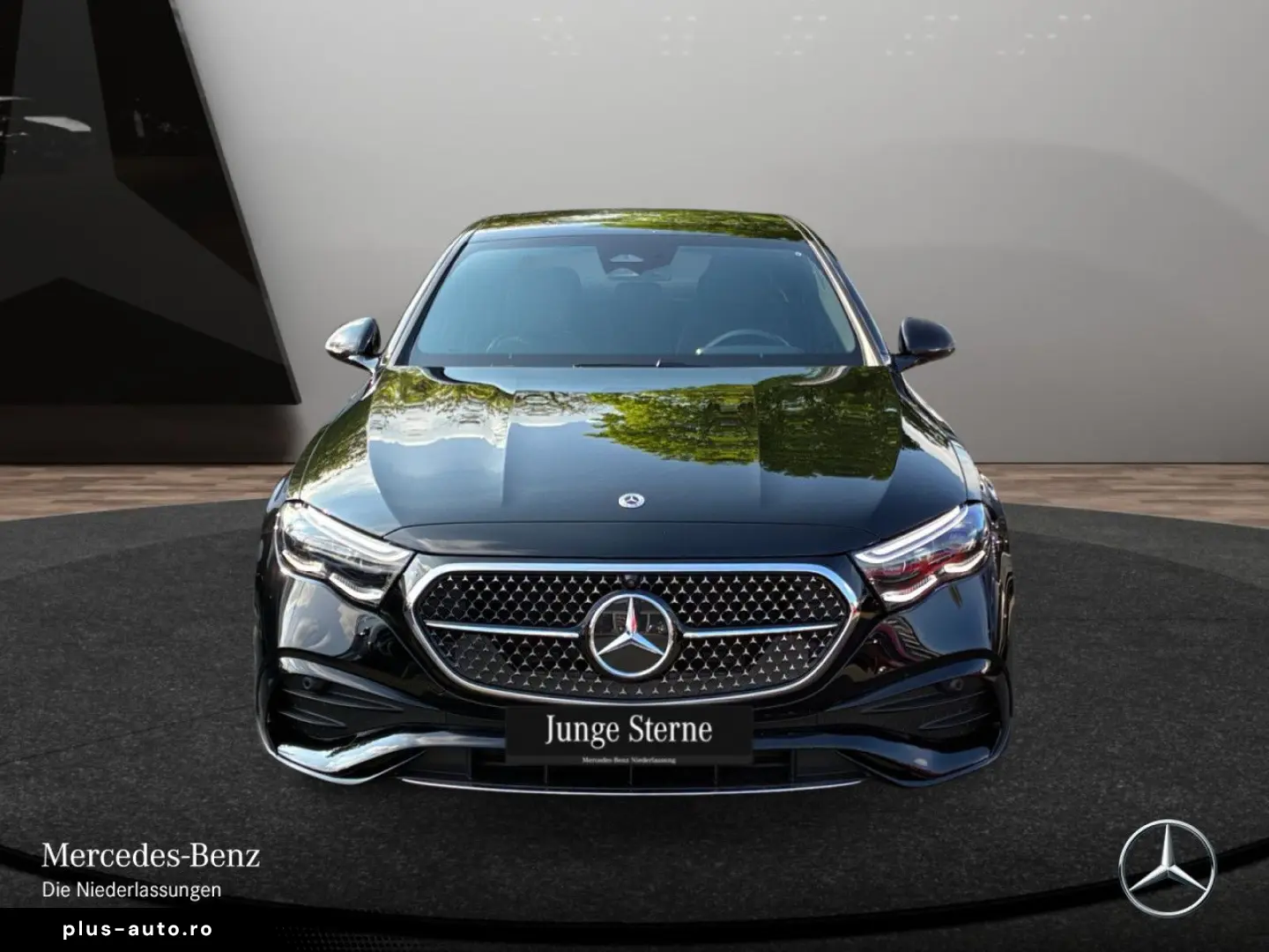 MERCEDES-BENZ E 220 d AMG Advanced  PANO DIGI DISTR &hellip;